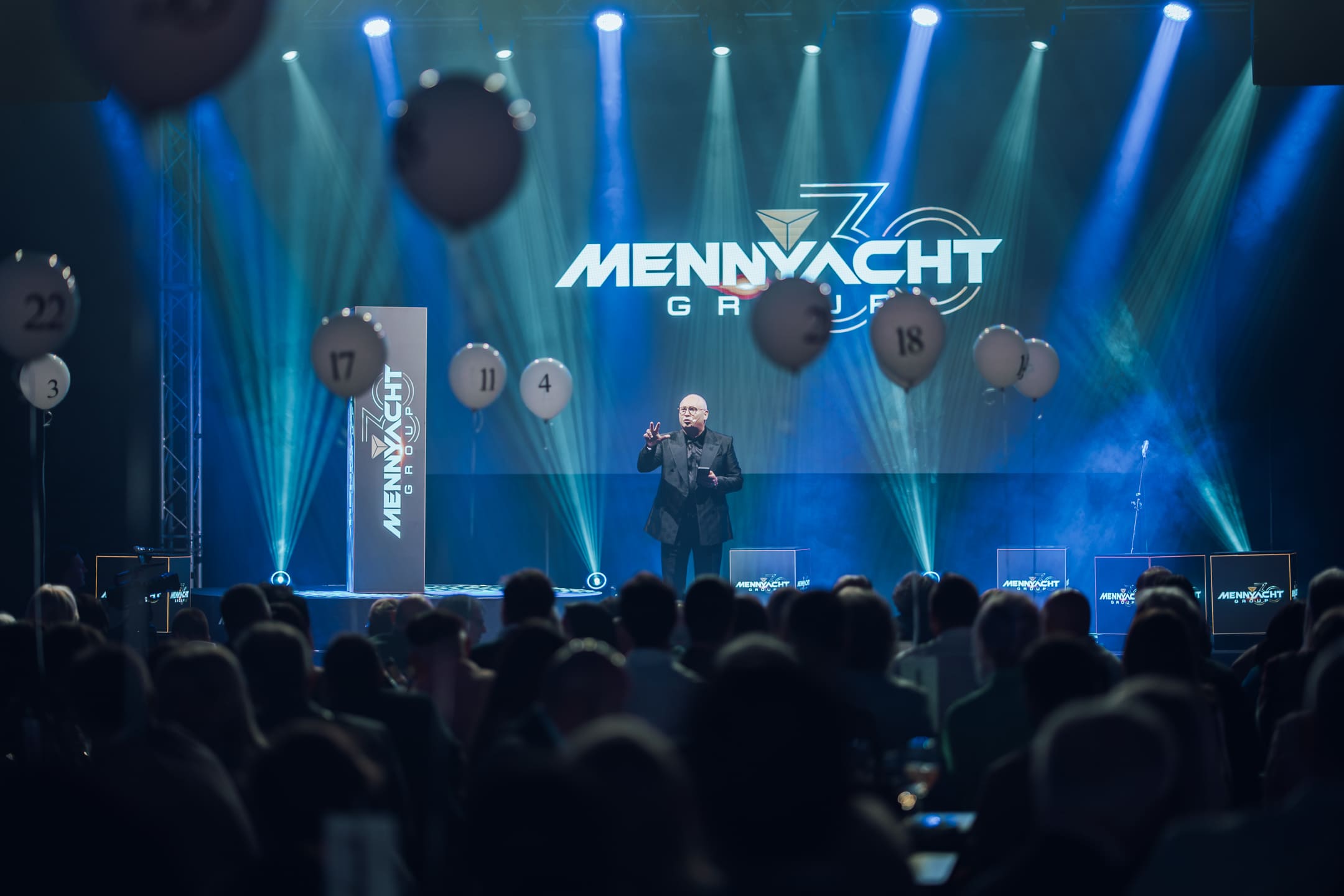 Mennyacht_30Let (262 of 450)-2